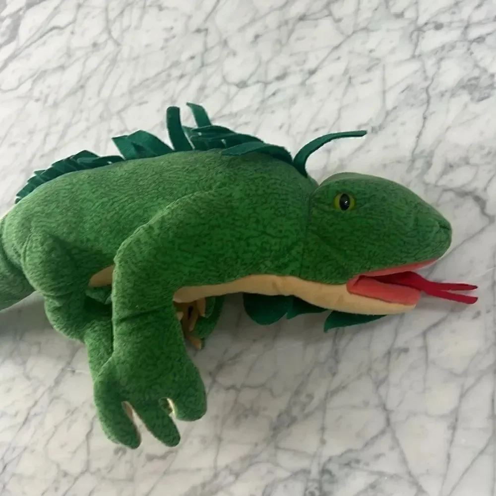 Folkmanis Furry Folk Lizard Iguana Hand Puppet Folktails Gecko Full Body